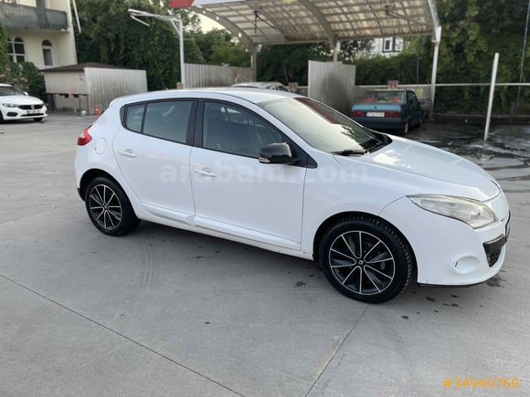 Sahibinden Renault Megane 1.5 dCi Play 2012 Model 