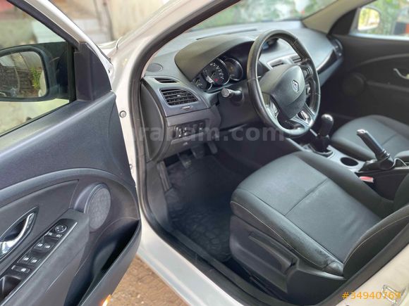 Sahibinden Renault Megane 1.5 dCi Play 2012 Model 