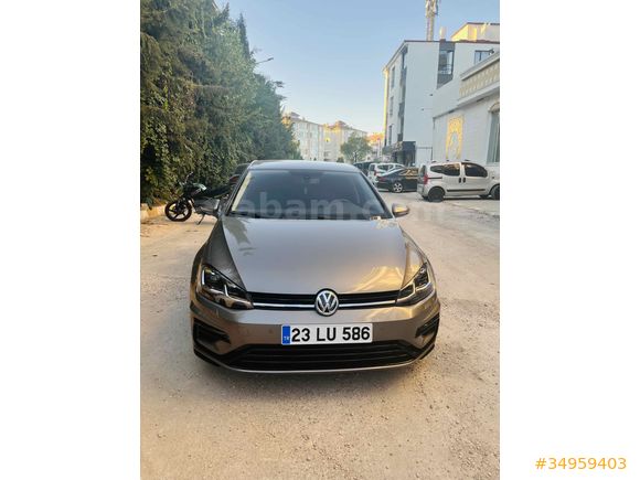 Sahibinden Volkswagen Golf 1.6 TDi BlueMotion Highline 2013 Model 7.5 a çevrilmiş değişen olmayıp full bakımlı 4 lastik sıfır 8 inç ekran geri görüş 