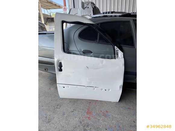 Fiat Doblo orijinal çıkma temiz sağ ön kapı