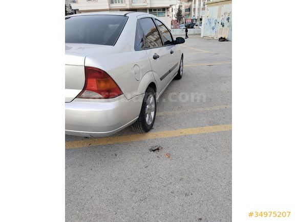 Sahibinden Ford Focus 1.6 Ambiente 2001 Model