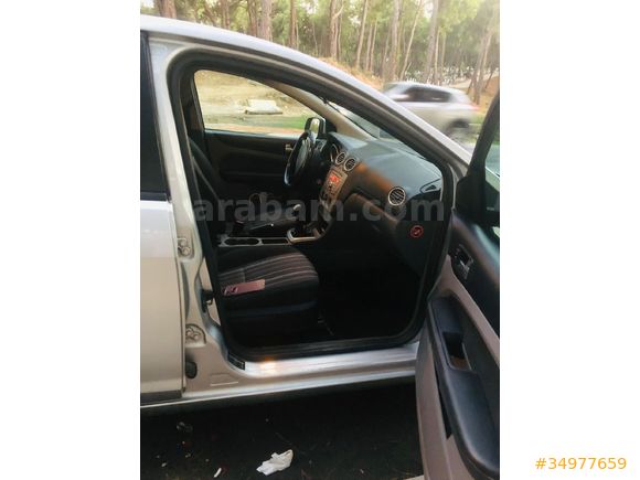 Sahibinden Ford Focus 1.6 TDCi Trend 2010 Model