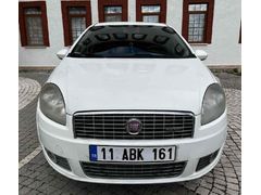 Sahibinden Temiz Düşük Km Linea 1.3 Multijet Değişensiz Active Plus 2012 Model