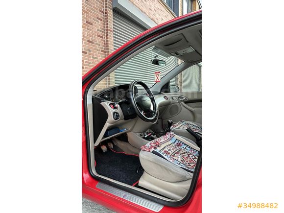 Sahibinden Ford Focus 1.6 Ghia 2002 Model 