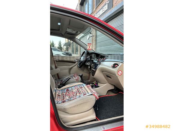Sahibinden Ford Focus 1.6 Ghia 2002 Model 