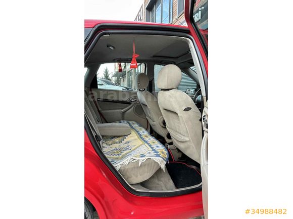 Sahibinden Ford Focus 1.6 Ghia 2002 Model 