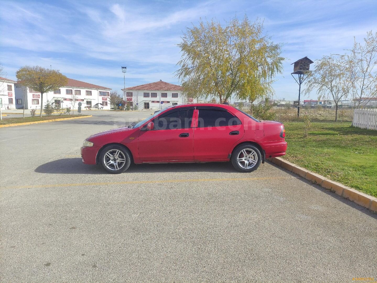 Sahibinden Mazda 323 1.5 Familia 1998 Model 4