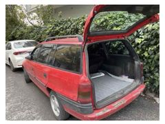 Opel Astra 1.6 GL 16 valf 1996 Model  aktif olarak kullanıyorum.