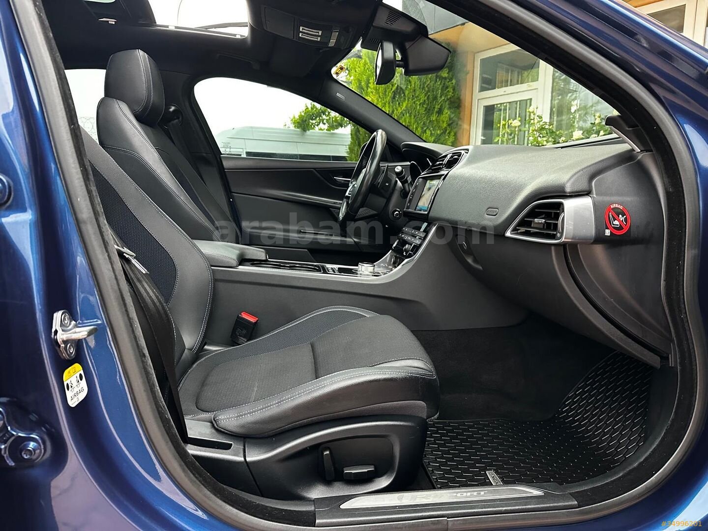 Sahibinden Jaguar XE 2.0 D R-Sport Plus 2015 Model Van 210.000 km Mavi 7