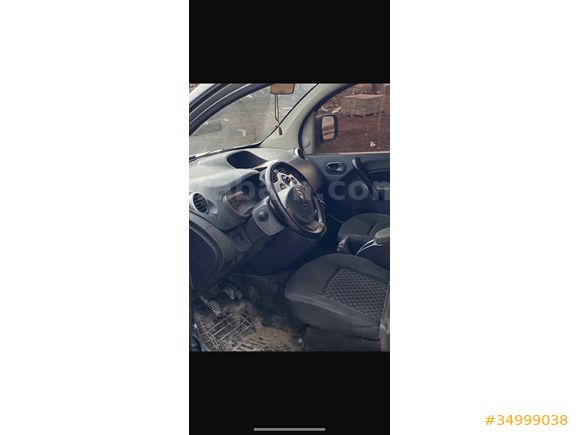 Sahibinden Renault Kangoo Multix 1.5 dCi Pampa 2012 Model 