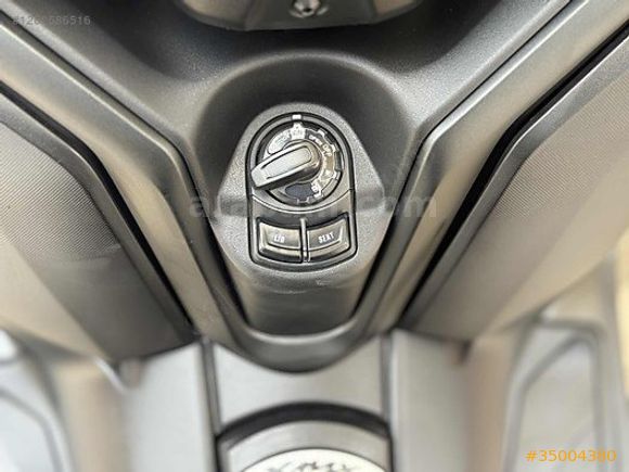2023 YAMAHA X-MAX 250 ABS TERTEMİZ AKSESUARLI
