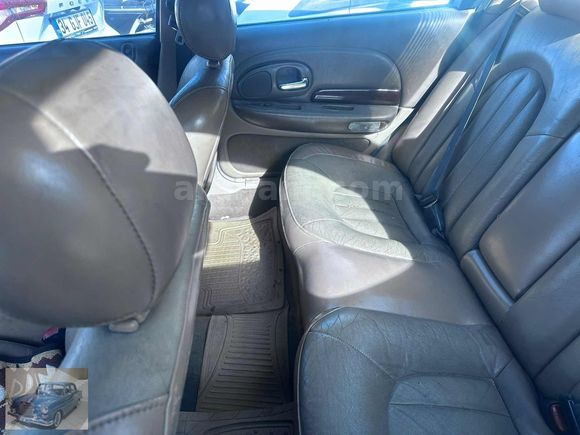 CHRYSLER 300 M motor hasarlı