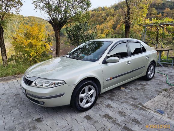 Sahibinden Renault Laguna 1.6 Privilege 2005 Model