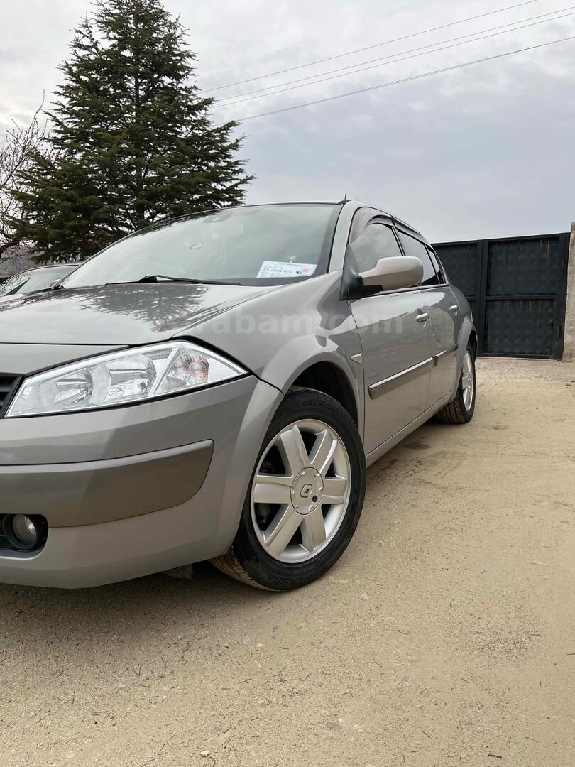 Sahibinden Renault Megane 1.6 Dynamique 2006 Model Kırıkkale 153.000 km Kahverengi 2