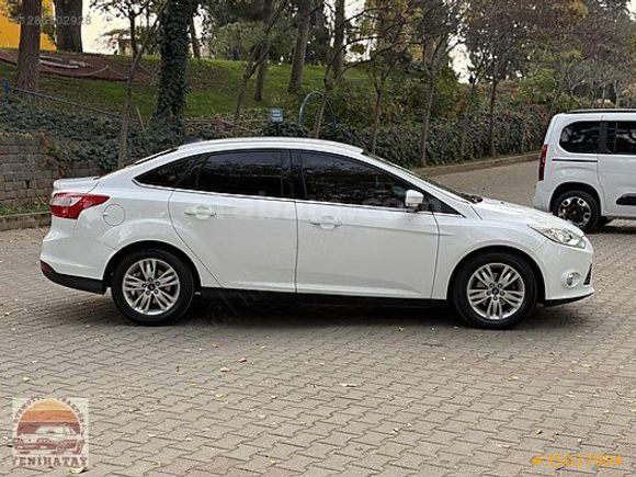 2012 FOCUS 1,5 BOYA HARİCİ HATASIZ TESLA EKRAN