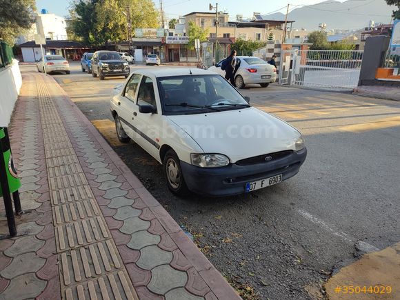 Sahibinden Ford Escort 1.6 CL 1997 Model
