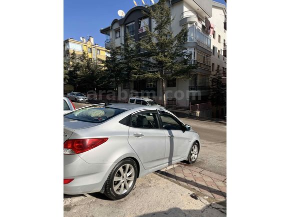 Sahibinden Hyundai Accent Blue  