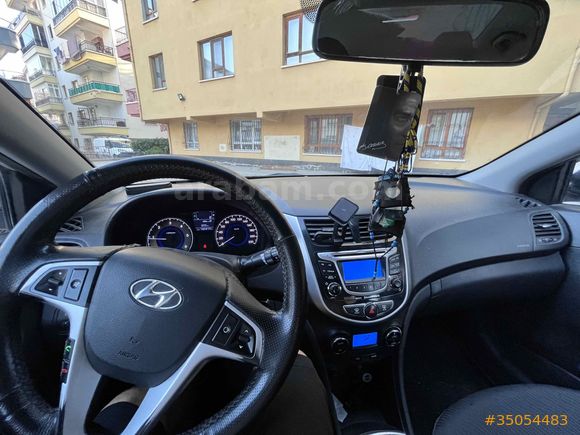 Sahibinden Hyundai Accent Blue 1.6 CRDI Prime 2012 Model 