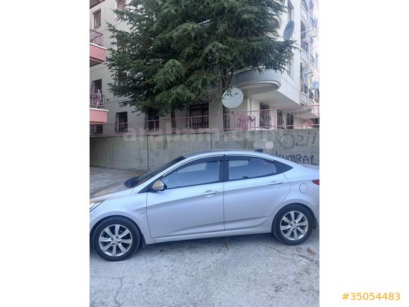 Sahibinden Hyundai Accent Blue 1.6 CRDI Prime 2012 Model 