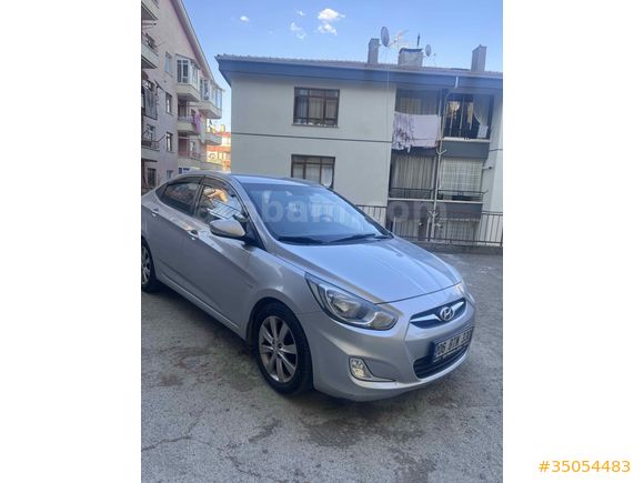 Sahibinden Hyundai Accent Blue 1.6 CRDI Prime 2012 Model 