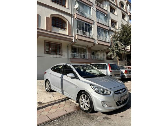 Sahibinden Hyundai Accent Blue  