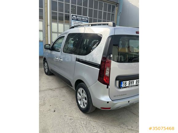 Sahibinden Renault Express Combi 1.5 BlueDCI Touch 2024 Model 