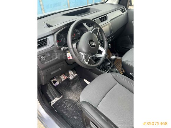 Sahibinden Renault Express Combi 1.5 BlueDCI Touch 2024 Model 