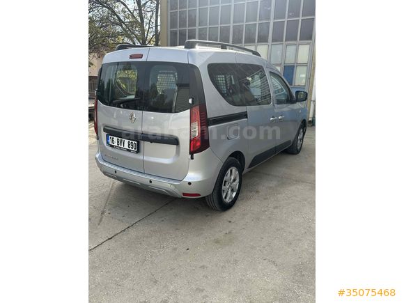 Sahibinden Renault Express Combi 1.5 BlueDCI Touch 2024 Model 