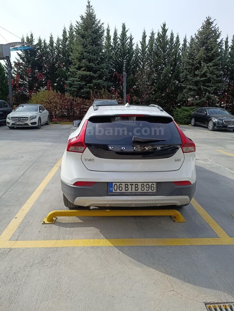 Sahibinden Volvo V40 Cross Country 1.6 D Advance 2013 Model Ankara 248.700 km Beyaz 4