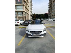 Boyasız Değişensiz Volvo V40 Cross Country  1.6 D Advance 2013 Model