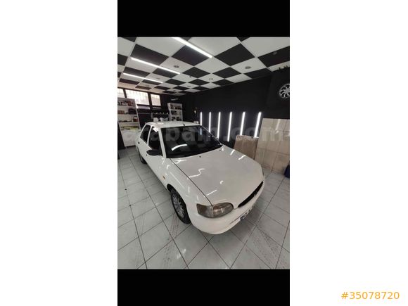 Sahibinden Ford Escort 1.6 CLX 1998 Model Ankara