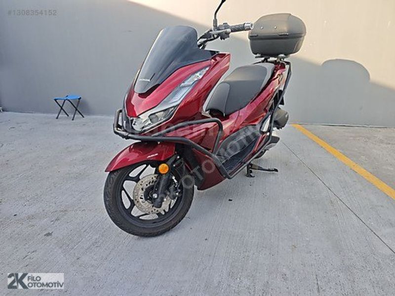 2K OTOMOTİV'DEN 2022 MODEL HONDA PCX 125CC ORİJİNAL VE BAKIMLI