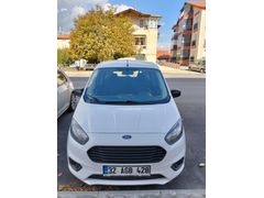 Sahibinden Ford  Tourneo Courier 1.5 TDCi cunıor Trend 2022 Model