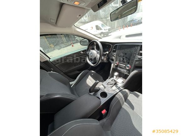 Sahibinden Renault Megane 1.3 TCe Joy 2021 Model