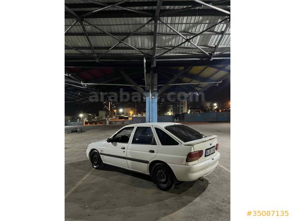 Sahibinden KAZALI Ford Escort 1.6 CLX 1996 Model 