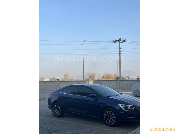 Sahibinden Renault Megane 1.3 TCe Joy 2022 Model 