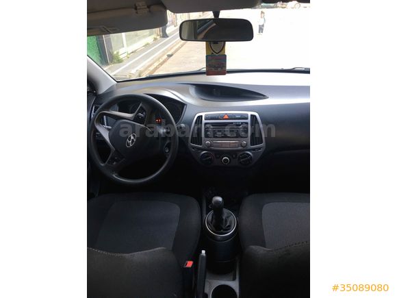 Sahibinden Hyundai i20 1.4 CRDi Style 2015 Model  210. 000 km Beyaz