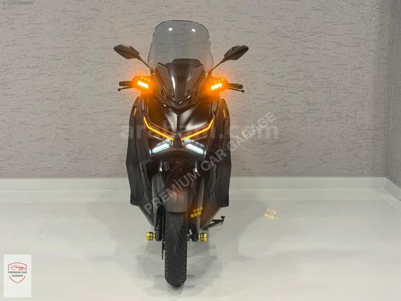 SERVİS BAKIMLI X-MAX 250 TECH MAX KREDİ KARTINA 12 TAKSİT!