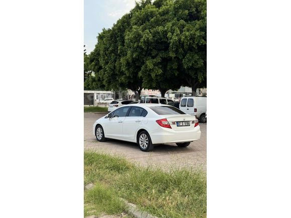Sahibinden Honda Civic 1.6 i-VTEC ECO Elegance 2013 Model 