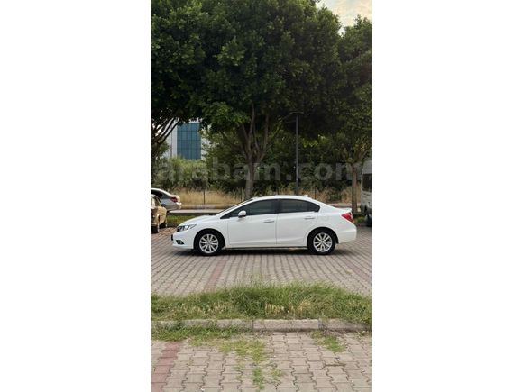 Sahibinden Honda Civic 1.6 i-VTEC ECO Elegance 2013 Model 
