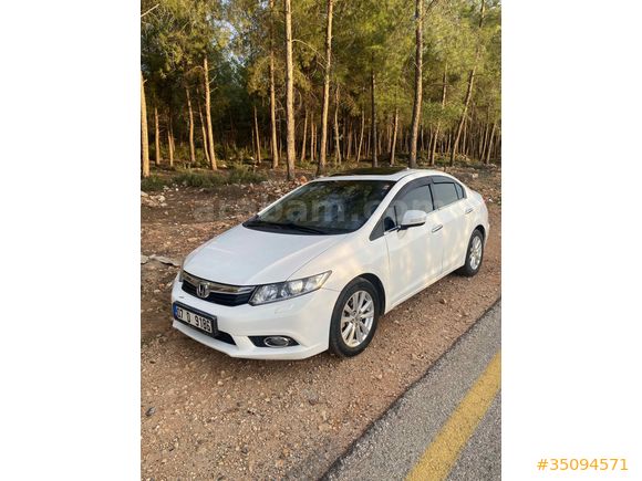 Sahibinden Honda Civic 1.6 i-VTEC ECO Elegance 2013 Model 