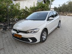 2025 çıkışlı Polo 1.0 80 hp manuel (11.500 km de)