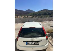 Sahibinden Ford Fiesta 1.4 Comfort 2005 Model Beyaz