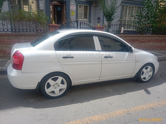 Sahibinden Hyundai Accent Era 1.4 Team 2009 Model