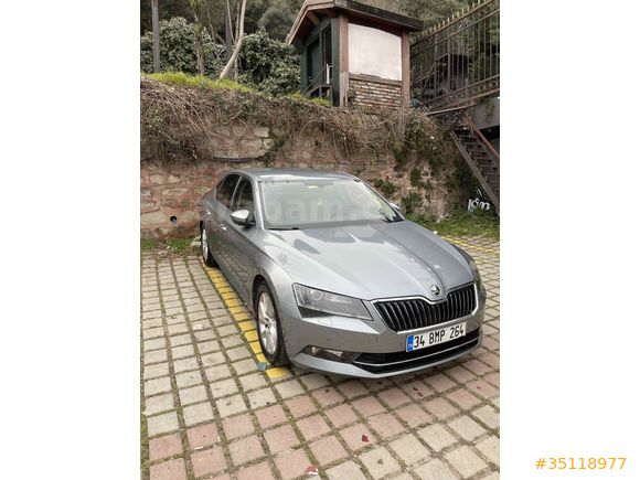 Sahibinden pırıl pırıl Skoda SuperB 1.6 TDI Style 2018 Model 