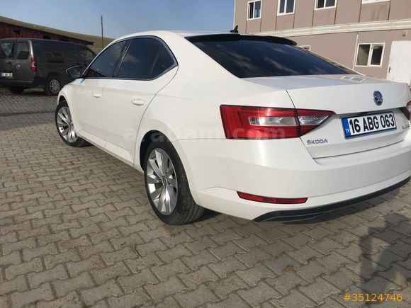 Sahibinden Skoda SuperB 1.6 TDI Active 2017 Model 