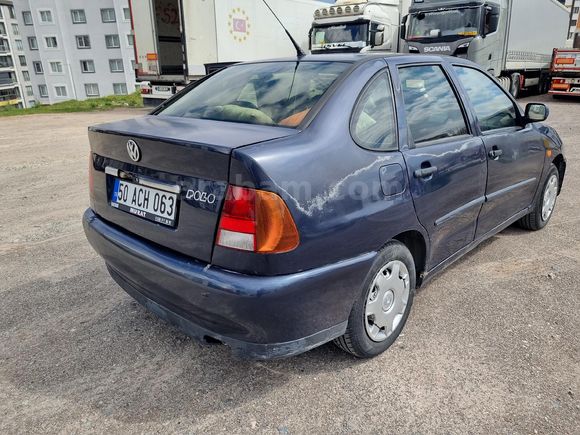 Memurdan Volkswagen Polo 1.6 Classic 1999 Model