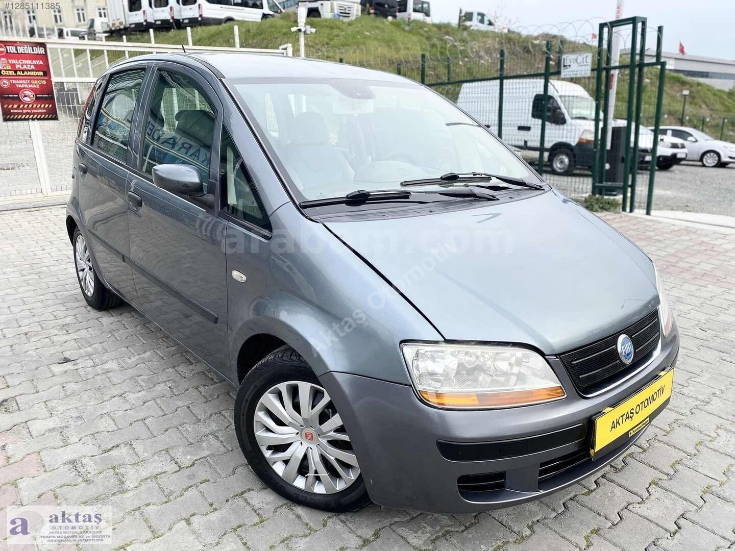 Galeriden Fiat Idea 1.4 Dynamic Plus 2005 Model İstanbul 200.000 km Gri 1