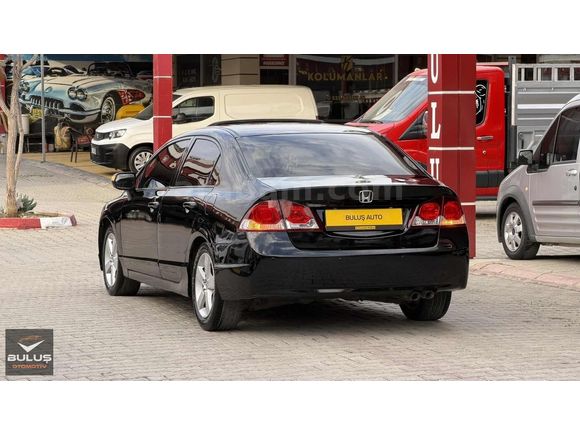 2011 HONDA CİVİC ELEGANS 1.6 155 BİNDE KREDİYE UYGUN