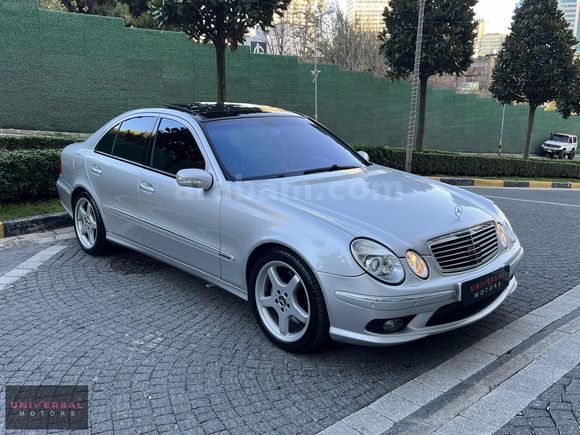 ''UNIVERSAL MOTORS'' 2003 MERCEDES-BENZ E 500 ELEGANCE AMG 306HP